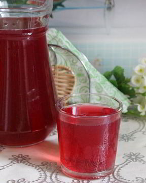 Смородиновый компот с корицей