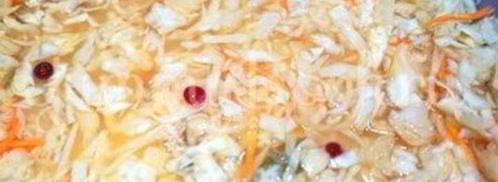 квашеная капуста с клюквой. Шаг 11