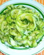 Быстрые маринованные кабачки мгновенного поедания