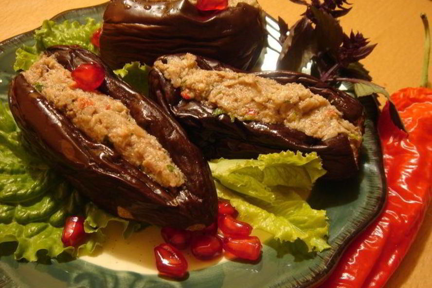 Рецепт маринованных баклажанов с ореховой начинкой