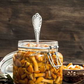 Маринованные опята