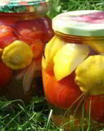 Патиссоны, маринованные с помидорами