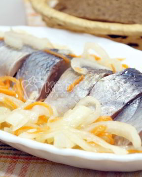 Малосольная селедка