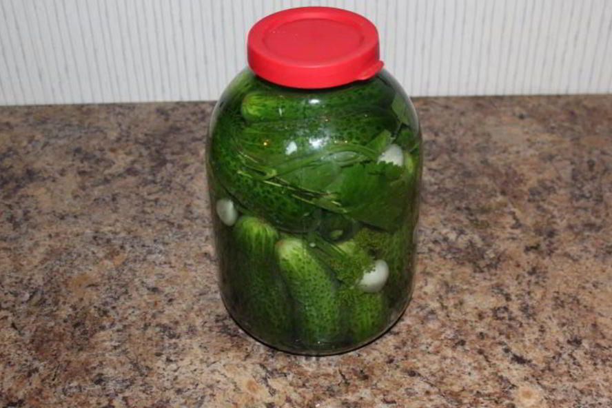 Рецепт малосольных огурчиков горячим способом