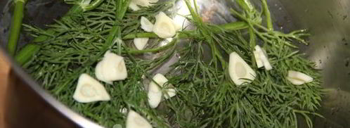 огурцы малосольные на минеральной воде. Шаг 3