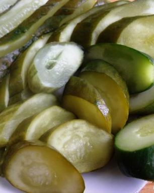 Огурцы малосольные