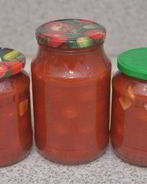 Помидоры в собственном соку с чесноком