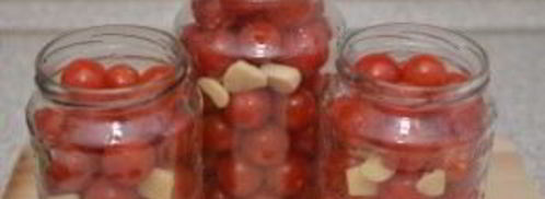 помидоры в собственном соку с чесноком. Шаг 3