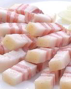 Сало, соленное с чесноком