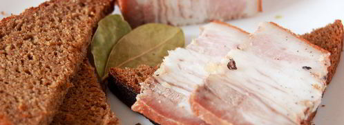 сало в луковой шелухе. Шаг 6