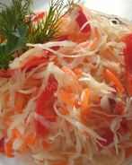 Суточная капуста с чесноком