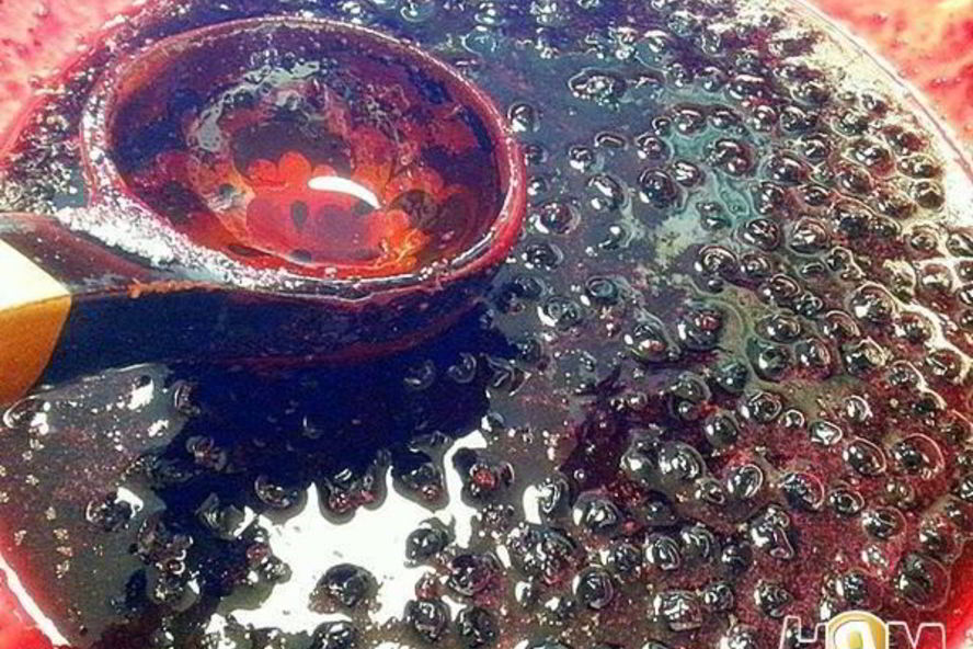 Рецепт варенья из черной смородины пятиминутка