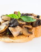 Брускетта с грибами