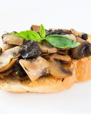 Брускетта с грибами