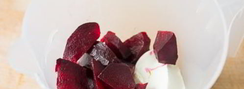 бургер со свиной шеей и свекольным кремом. Шаг 8