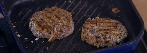 бургеры с красной фасолью и грибами. Шаг 8