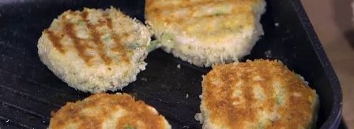 бургеры с креветками и зеленым луком. Шаг 4