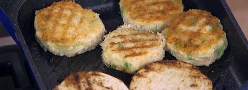 бургеры с креветками и зеленым луком. Шаг 5