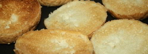 бургеры с отварным куриным филе и вялеными томатами. Шаг 3