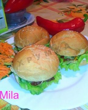Гамбургеры с корейской морковкой