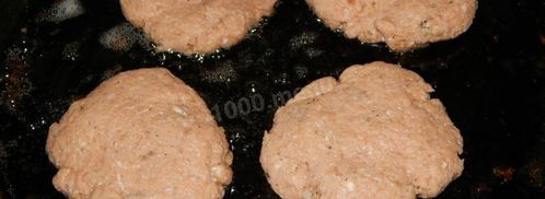 котлеты для бургеров из фарша. Шаг 5