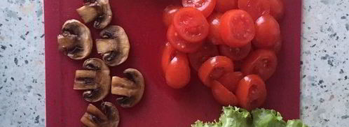 постный бургер с котлетой из нута и свекольным соусом. Шаг 15