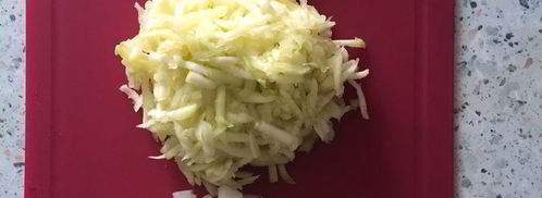 постный бургер с котлетой из нута и свекольным соусом. Шаг 5