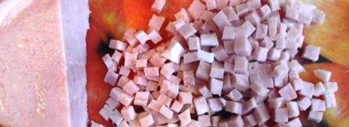 бутербродный тортик с окороком и яйцом. Шаг 2