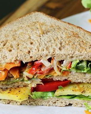 Бутерброды на шпажках