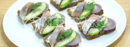 бутерброды с сельдью. Шаг 6