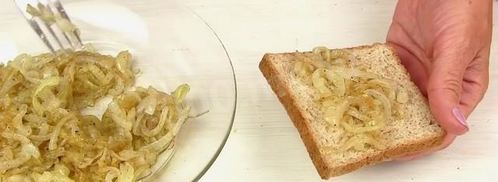 жареные бутерброды с сыром и луком. Шаг 4