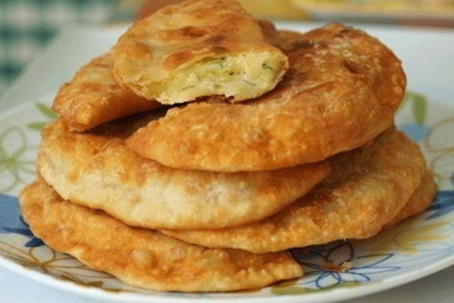 Рецепт чебуреков с картошкой и сыром