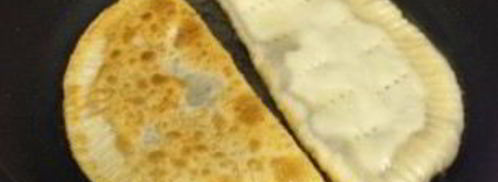 чебуреки с мясной начинкой. Шаг 5