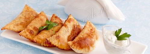 чебуреки с творогом и зеленью. Шаг 12