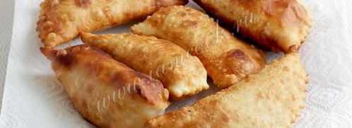 чебуреки с творогом и зеленью. Шаг 9