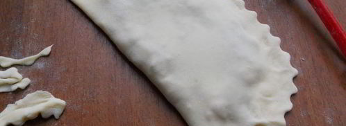 хрустящие чебуреки со смешанным фаршем. Шаг 10