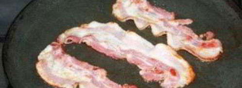 гренки с сыром и яйцом на сковороде. Шаг 4