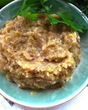 Кабачковая икра с яблоком