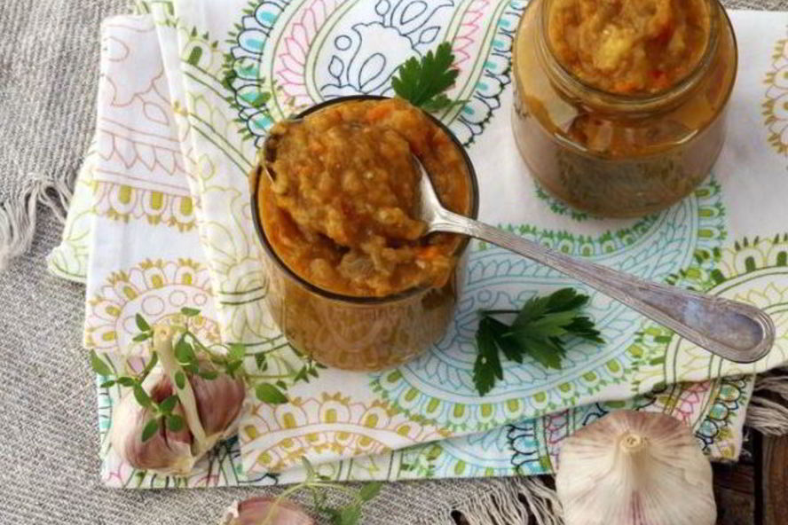 Рецепт овощной икры с яблоками и паприкой