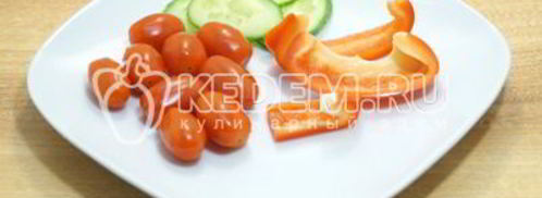 канапе на праздничный стол кораблики. Шаг 2