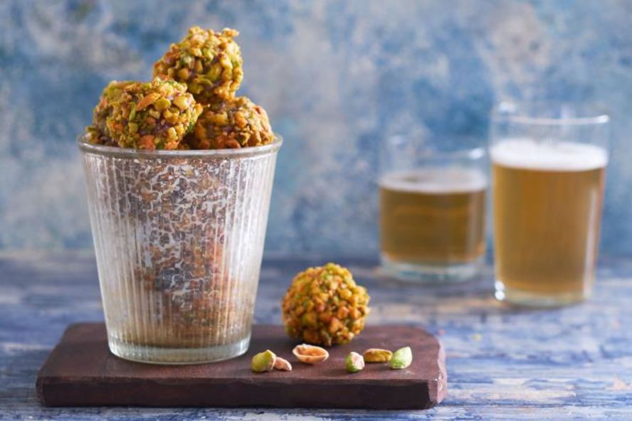 Рецепт кровяной колбасы, яблоки и фисташки