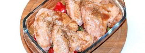 маринованные куриные крылышки c овощами. Шаг 6