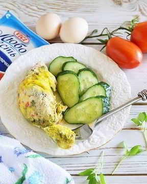 Крабовый омлет в пакете