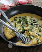 Омлет с грибами и сыром