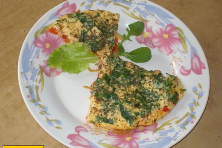 Рецепт омлета с овощами и сыром