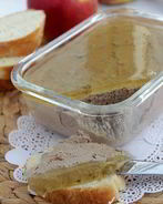 Паштет из свиной печени с яблочным желе