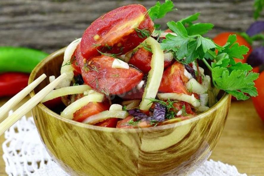 Рецепт помидоров с корейской приправой на зиму