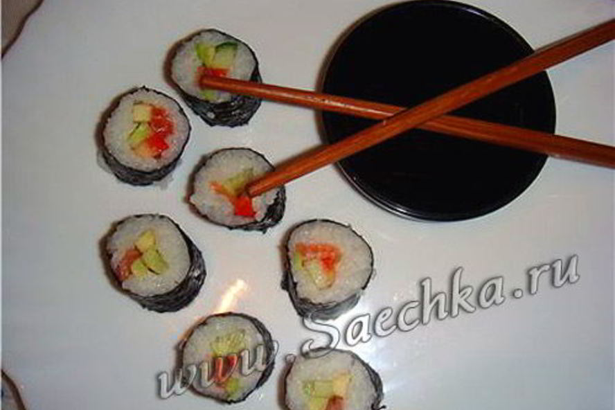 Рецепт роллов калифорния с креветками и крабовым мясом