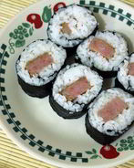 Роллы с колбасой