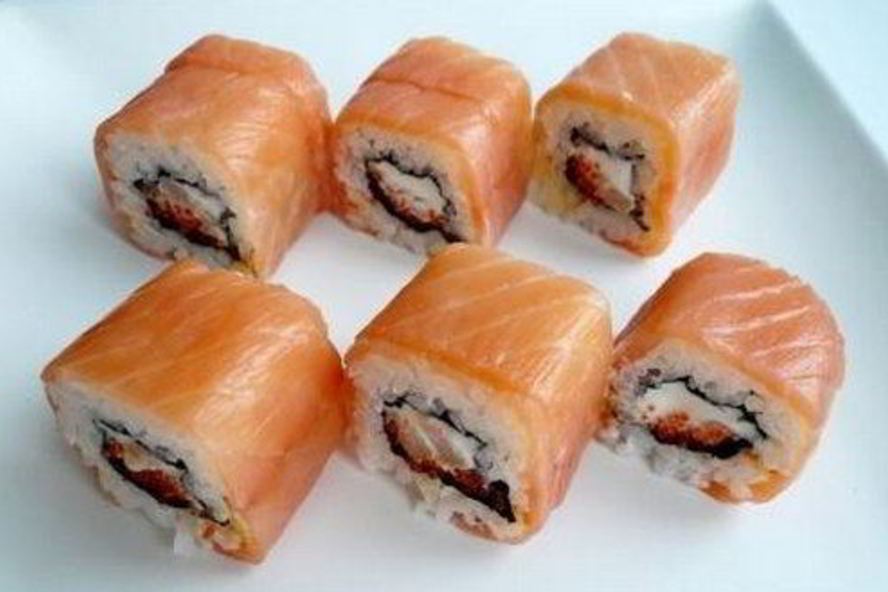 Рецепт сливочного ролла с икрой тобико